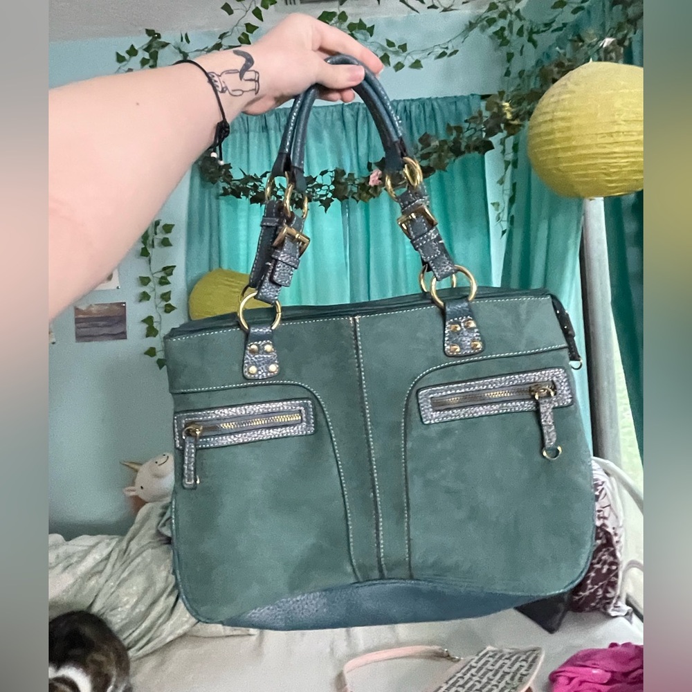 Elegant Green Handbag